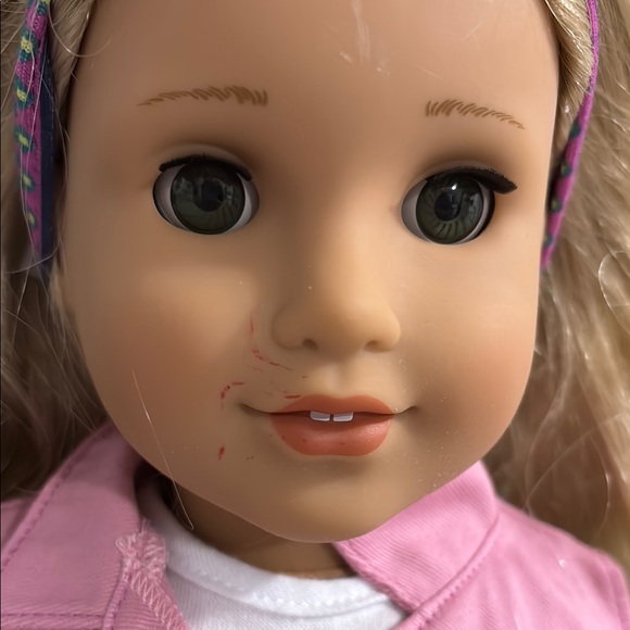 American girl Kira with 3 additional Outfits - Picture 6 of 6